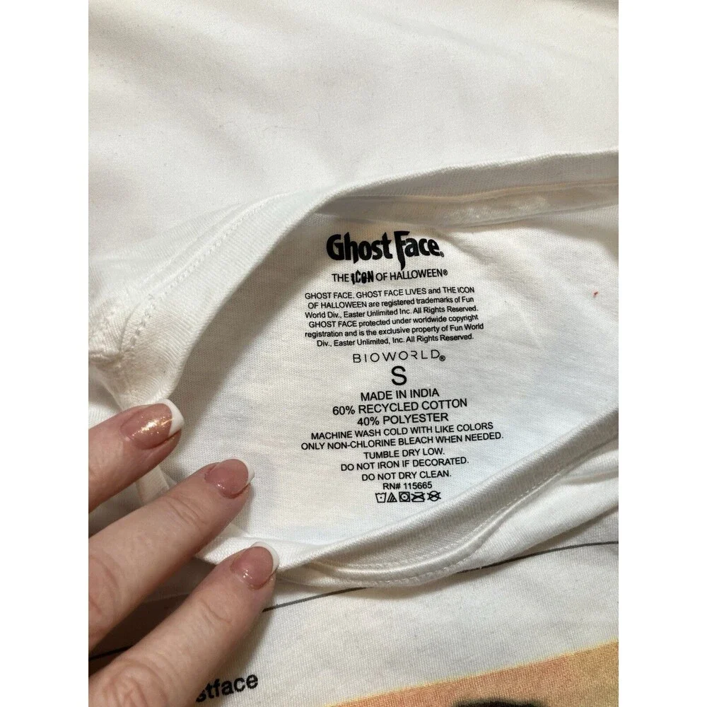 Ghost Face Selfie The Icon Of Halloween Men's Size Small Long Sleeve T-Shirt